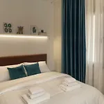 게스트하우스 Nestly 4*