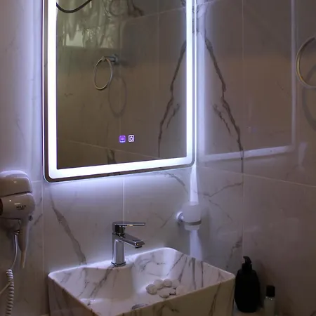 Nestly Pensionat Tirana