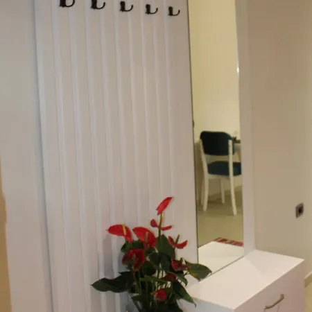 Nestly Pensionat Tirana