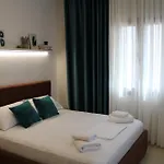 Nestly 4* טיראנה