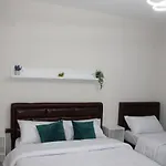 Nestly בית הארחה 4*